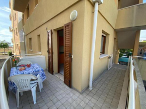 Comfortable flat for 4 guests by the beach